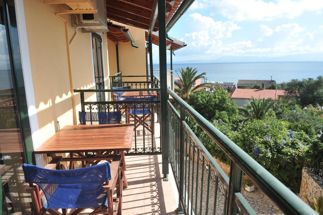 בניטסס Corfu Hotel Apartments מראה חיצוני תמונה