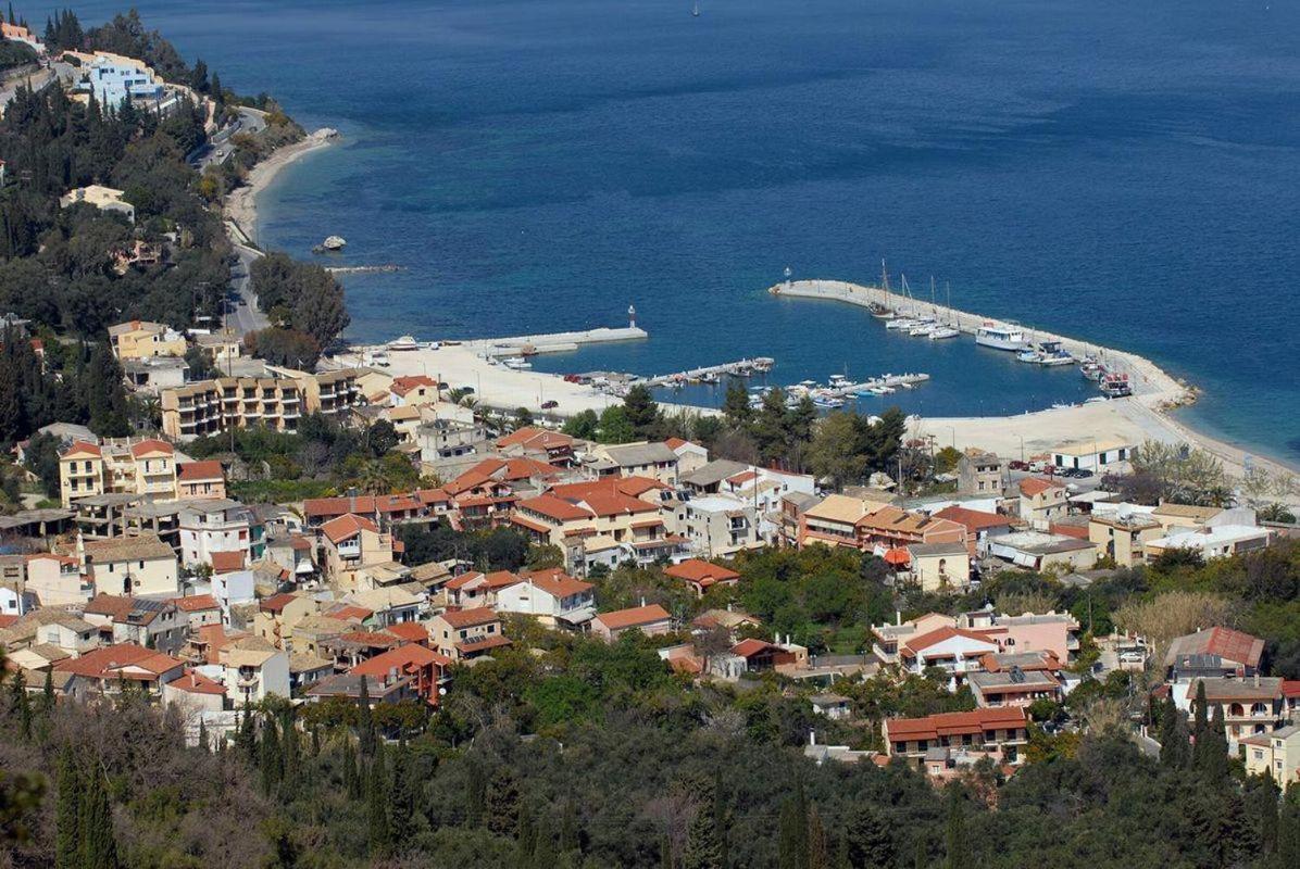 בניטסס Corfu Hotel Apartments מראה חיצוני תמונה